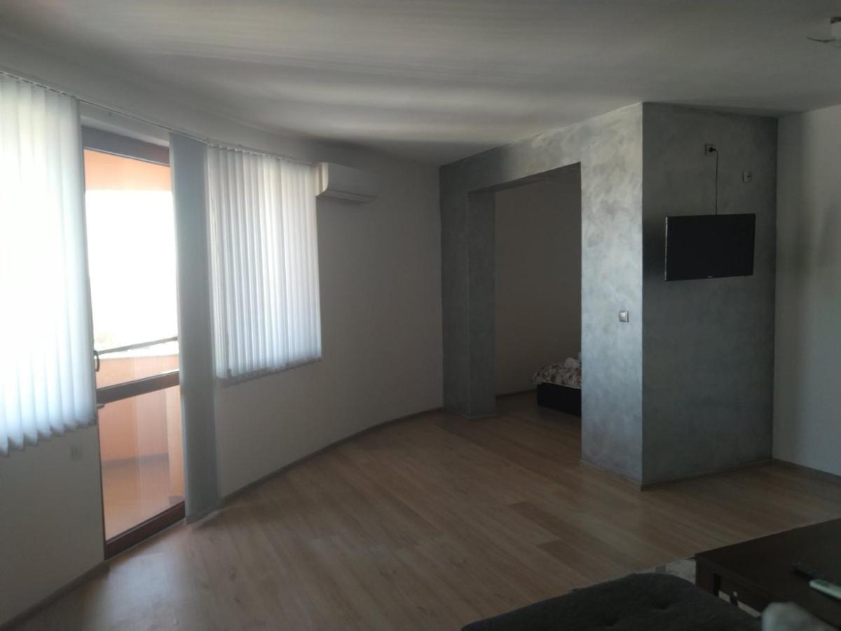 Семеен Хотел Дани Asenovgrad Exterior foto